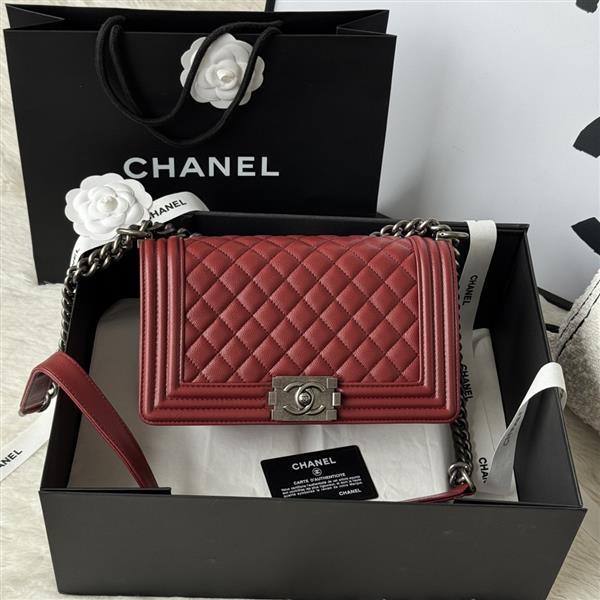 2026127214240353 700